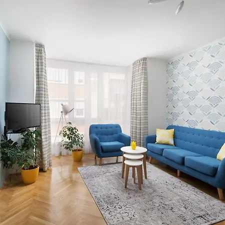 Sun Hill Apartment *