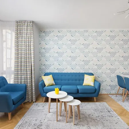 Sun Hill Apartment *